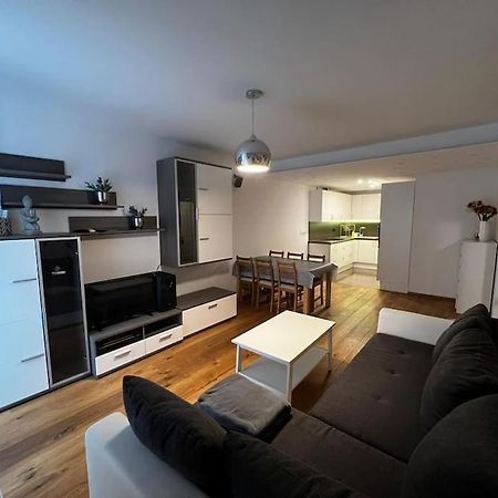 Porec, Tolle 3 Zi-Whg, Sehr Zentral, Top Zustand! Mit Internet Und W-Lan! Екстериор снимка