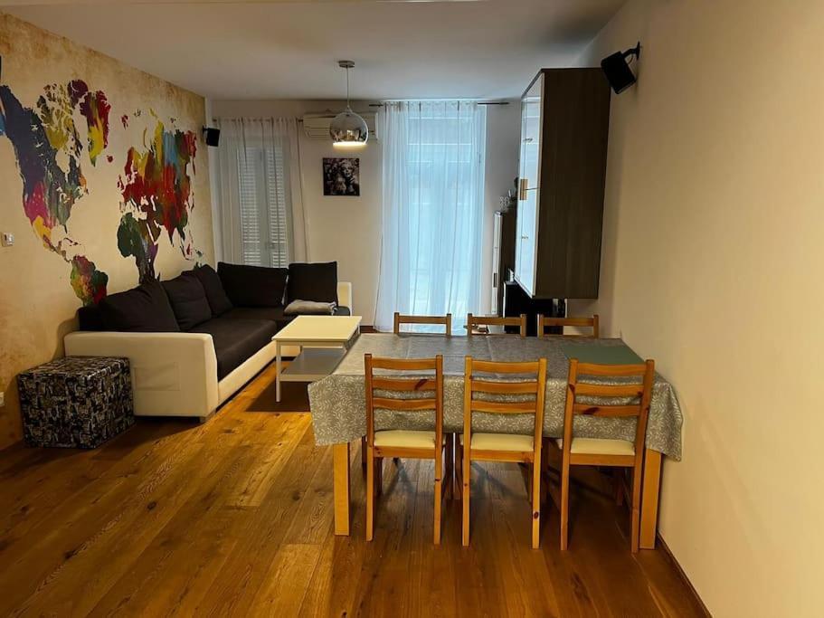 Porec, Tolle 3 Zi-Whg, Sehr Zentral, Top Zustand! Mit Internet Und W-Lan! Екстериор снимка