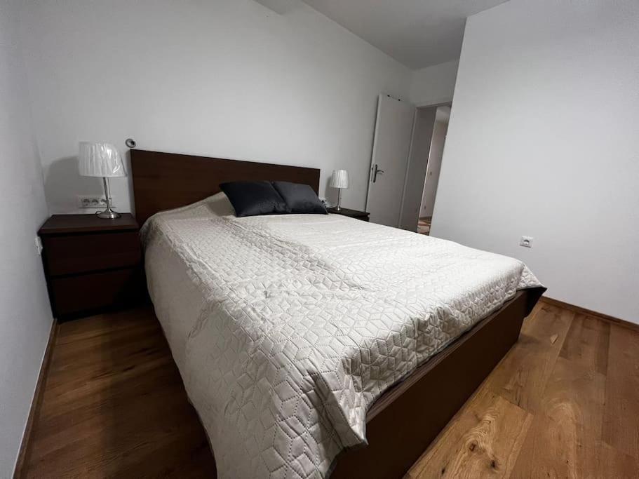 Porec, Tolle 3 Zi-Whg, Sehr Zentral, Top Zustand! Mit Internet Und W-Lan! Екстериор снимка
